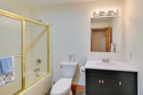Hot Tub & Dock: Waterfront Lake Hamilton Home