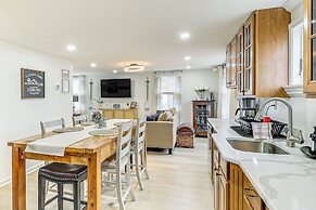 Walk to Beaches & Marina: Fortescue Hideaway