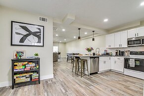 7 Mi to Kemah Boardwalk: Waterfront Houston Condo