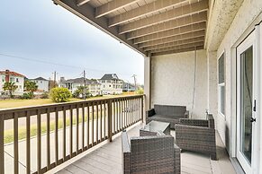 7 Mi to Kemah Boardwalk: Waterfront Houston Condo