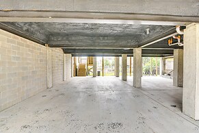 7 Mi to Kemah Boardwalk: Waterfront Houston Condo