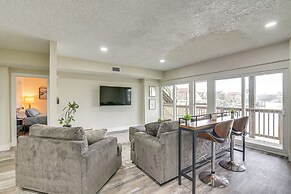 7 Mi to Kemah Boardwalk: Waterfront Houston Condo