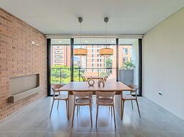 w Charming 3BR w Amazing Deco in Medellin