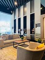 Air Residences-Modern studio w/ City skyline view