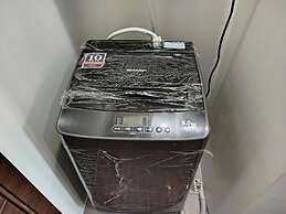 Air Residences-Modern studio w/ City skyline view