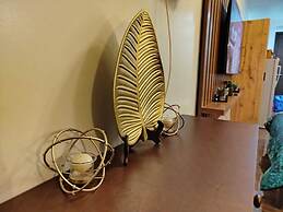 Air Residences-Modern studio w/ City skyline view