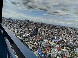 Air Residences-Modern studio w/ City skyline view