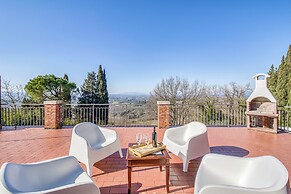 Home Boccaccio Beautiful Terrace and View