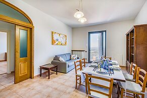 Home Boccaccio Beautiful Terrace and View