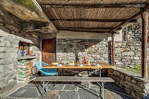 Rustico Over The Bridge Verzasca 2