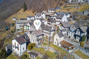 Rustico Over The Bridge Verzasca 2