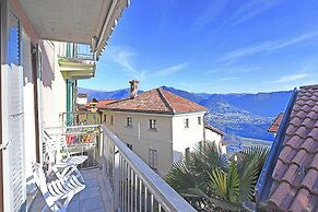 Lugano Bay View Twins