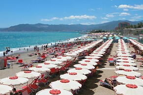 La Pietra sul Mare