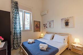 Alcamo Pool House Blu