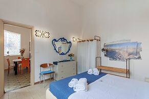 Alcamo Pool House Blu