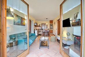 Amirovista Lake View & Shared Pool