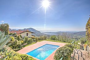 Amirovista Lake View & Shared Pool