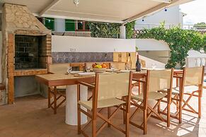 Can Jaume 6 in Es Canutells