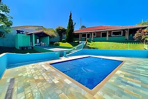 Chácara com piscina aquecida- Perdões