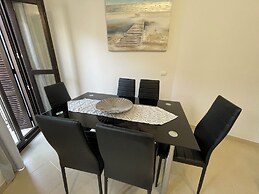 Apartamentos Royal Suites by Croma