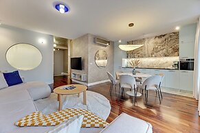 Lion Apartments - Apartment in Old Town