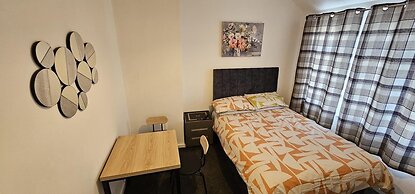 Cozy 3-bed House in Dagenham