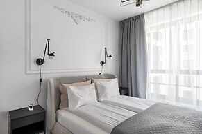 Lion Apartments -DOKI LifeStyle&FoodHall