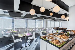 Hotel Zentral Castellana Norte