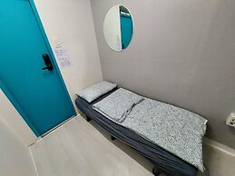 Only for woman - Sadang House