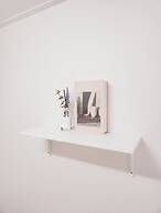 Only for woman - Sadang House