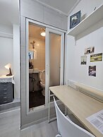 Only for woman - Sadang House