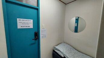 Only for woman - Sadang House