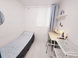 Only for woman - Sadang House