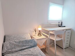 Only for woman - Sadang House