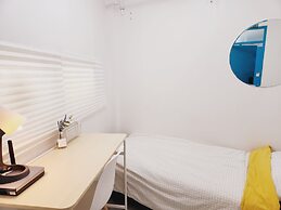 Only for woman - Sadang House