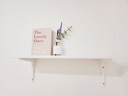 Only for woman - Sadang House