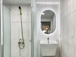 Only for woman - Sadang House