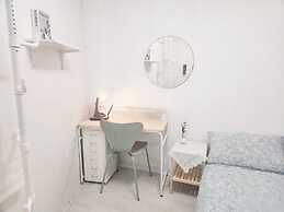 Only for woman - Sadang House