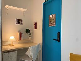 Only for woman - Sadang House