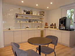BRIT HOTEL CONFORT ALENCON