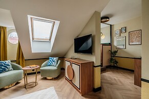 Colette LoftAffair Collection