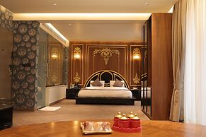Wedcation by Tivoli, Israna