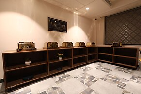 Wedcation by Tivoli, Israna