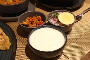 Wedcation by Tivoli, Israna