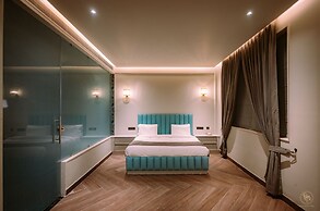 Wedcation by Tivoli, Israna