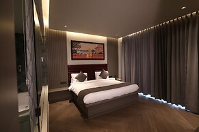 Wedcation by Tivoli, Israna