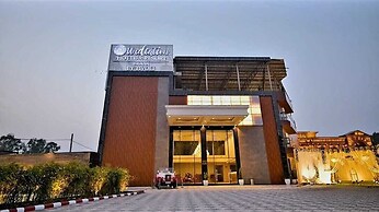 Wedcation by Tivoli, Israna