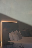 ILION Air Host - Near Athens International Airport