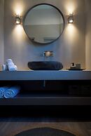 ILION Air Host - Near Athens International Airport