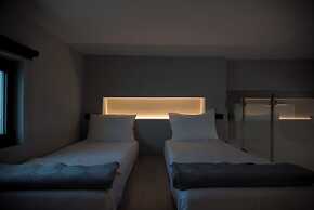 ILION Air Host - Near Athens International Airport